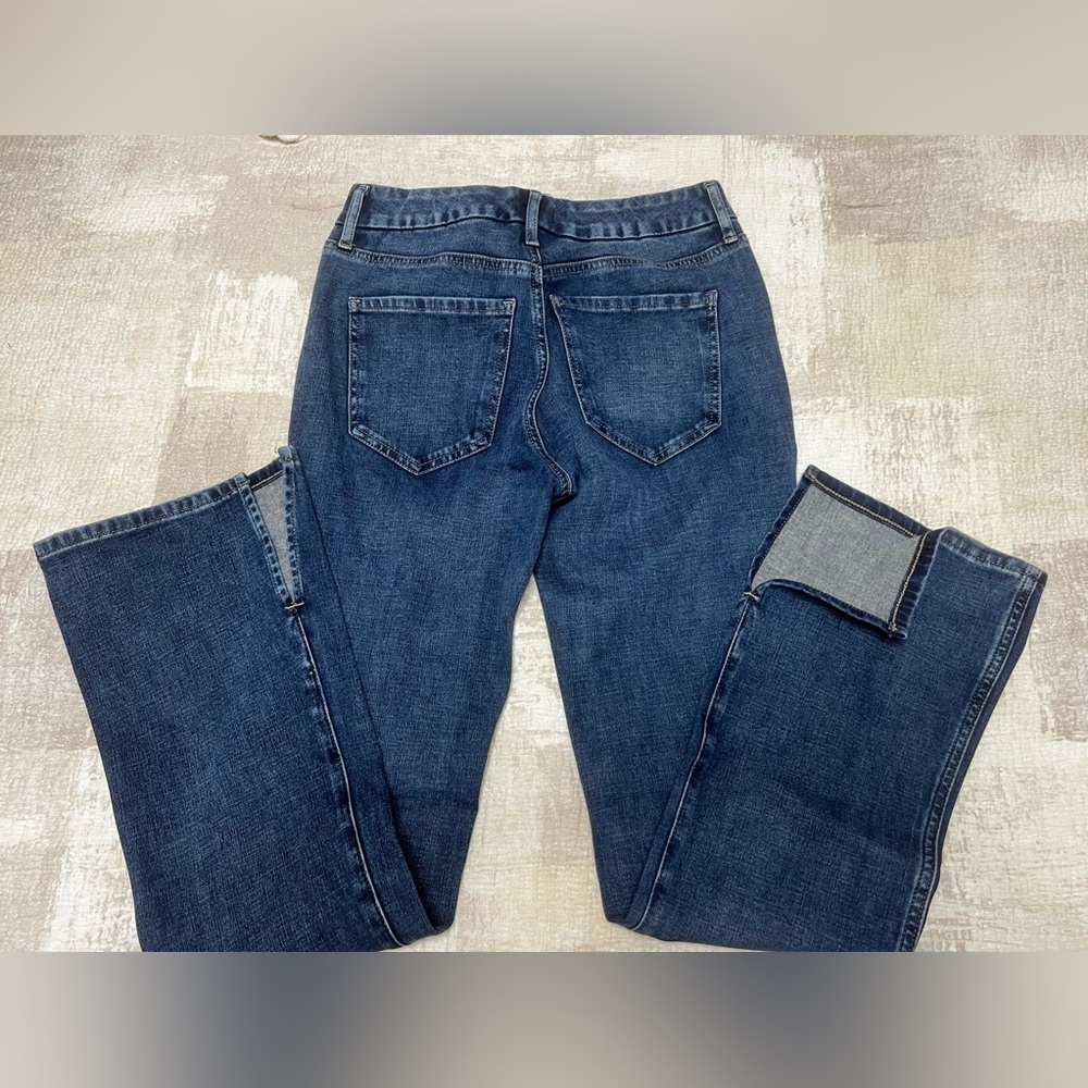 🍁EXPRESS🍁Skyscraper Jeans- NWOT. Size Medium (6/8/10- short)